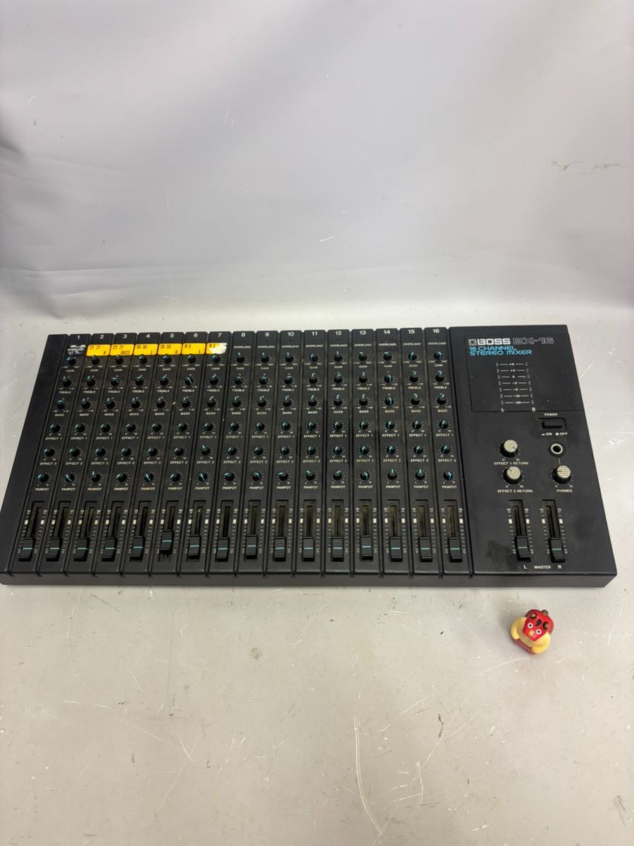 ■BOSS　BX-16 アナログミキサー □BOSS BX-16 アナログミキサー Boss BX-16 16Channel Compact