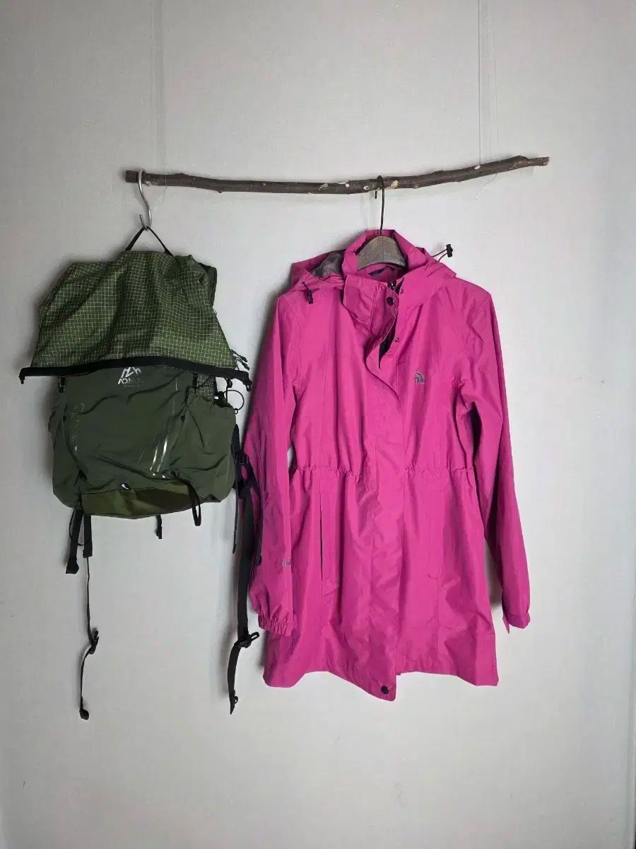 THE NORTH FACE ザ ノース フェイス ゴアテックスピンク ウィンドブレーカー M