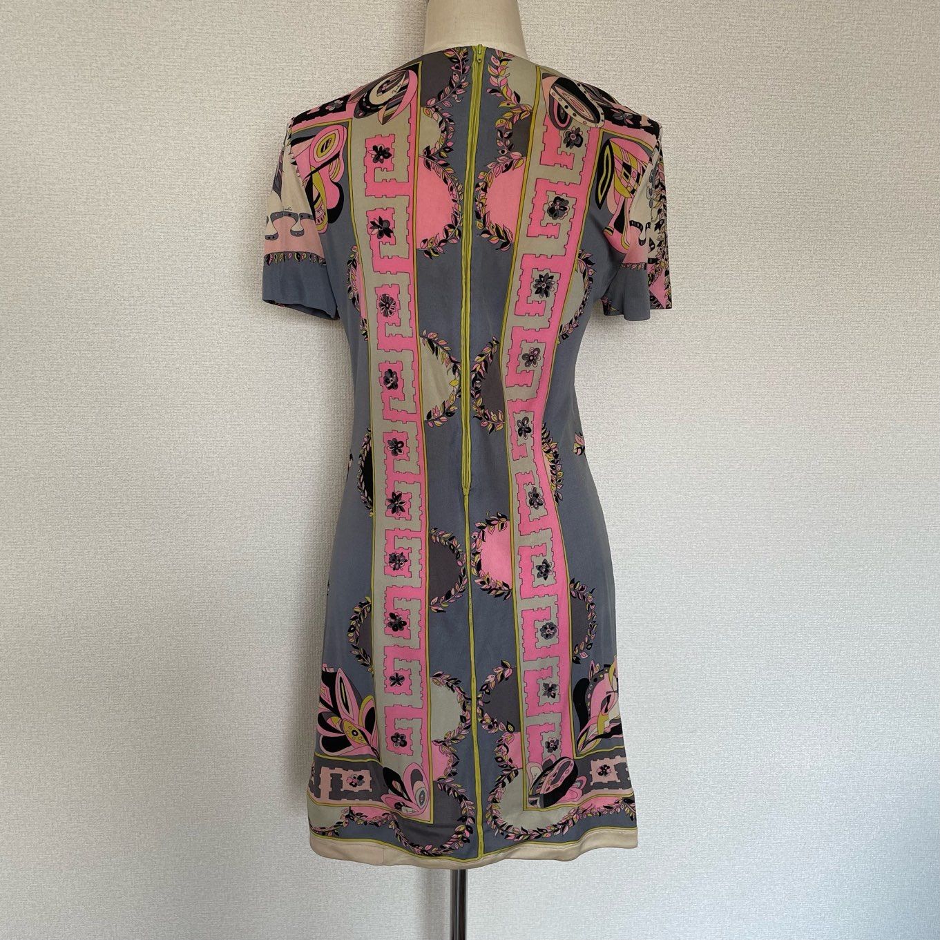 エミリオプッチ　ビンテージ　ワンピース エミリオプッチ ヴィンテージ 半袖 ワンピース グレー×ピンク