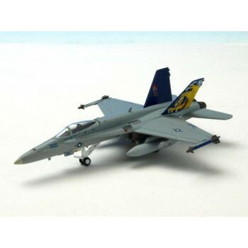 7570　F/A-18C ホーネット アメリカ海軍 VFA-192 NF300 CAG 2003 1/200スケール F/A-18C ホーネット アメリカ海軍 VFA-192 NF300 「CAG 2003」 完成品飛行機｜ホビーサーチ