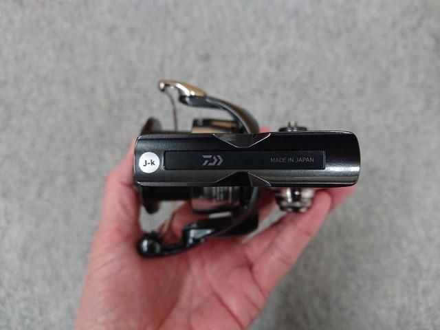 未使用品】 ダイワ 24セルテート LT4000-CXH スピニングリール CERTATE