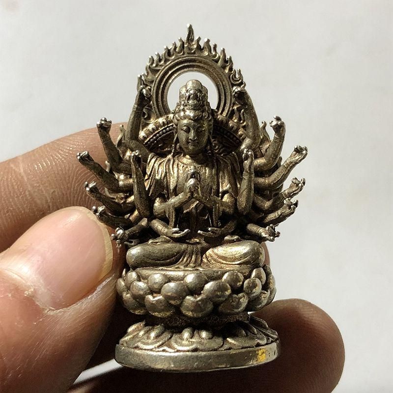 仏教美術 白銅 小型 細密細工 千手観音像 仏像 H4.5㎝ 仏教美術 仏像 小仏像 千手観音 銅製 工芸品 置物 - メルカリ