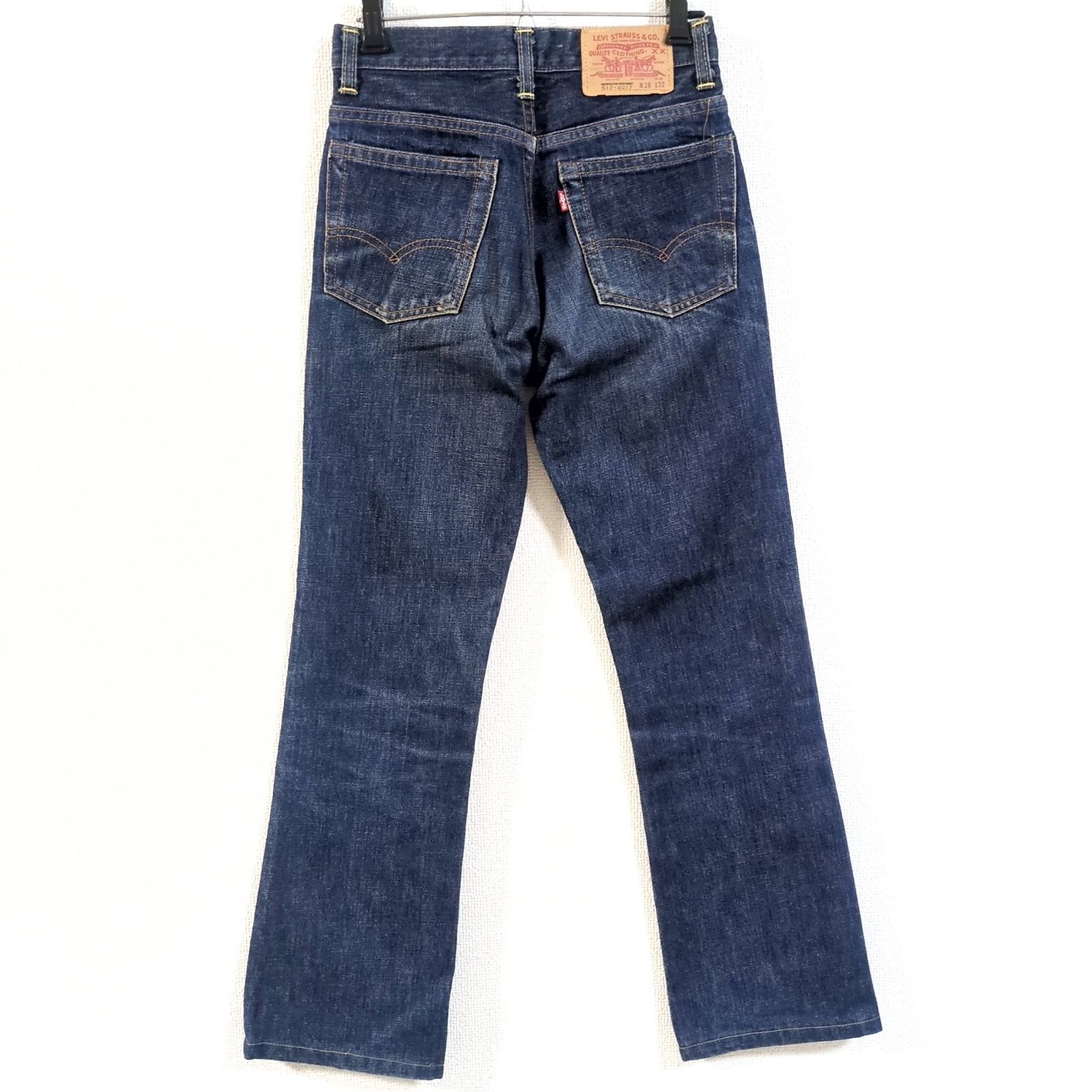 USA製◎(^w^)b Levi's リーバイス デニム パンツ ジーンズ インディゴ 綿100% 517-0217 カジュアル 定番 アメカジ 着回し 美品 ORIGINAL RIVETED 革パッチ メンズ サイズw28