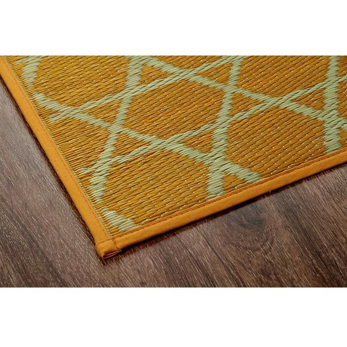 イエロー 8243660