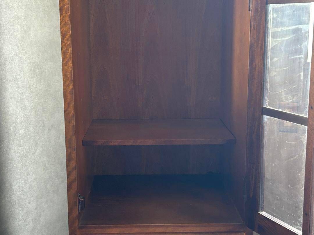 レトロ　karimoku　カリモク コロニアル カップボード キャビネット GZ karimoku/カリモク コロニアル カップボード 食器棚 | 入荷商品