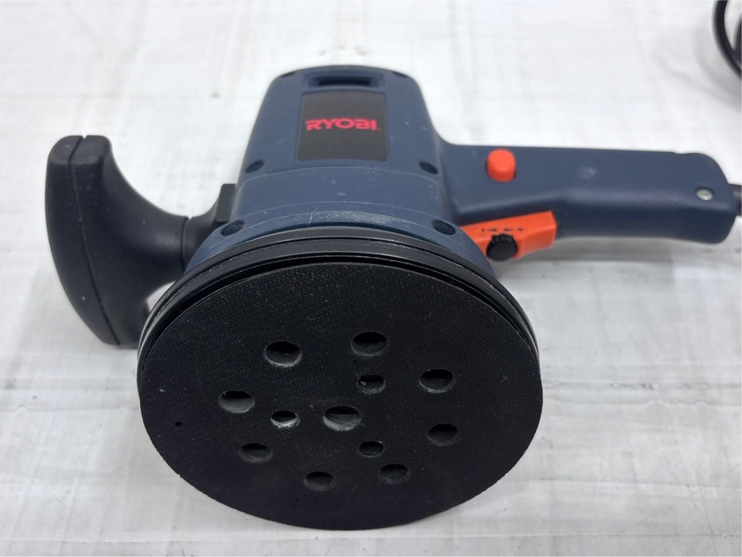☆RYOBI リョービ サンダポリシャ 100V 50/60Hz マイクロスティックパッド RSE-1250☆ 新品未使用RYOBI KYOCERA サンダポリッシャー RSE-1250 ☆中古品