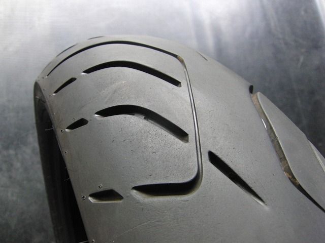 MM216 く695