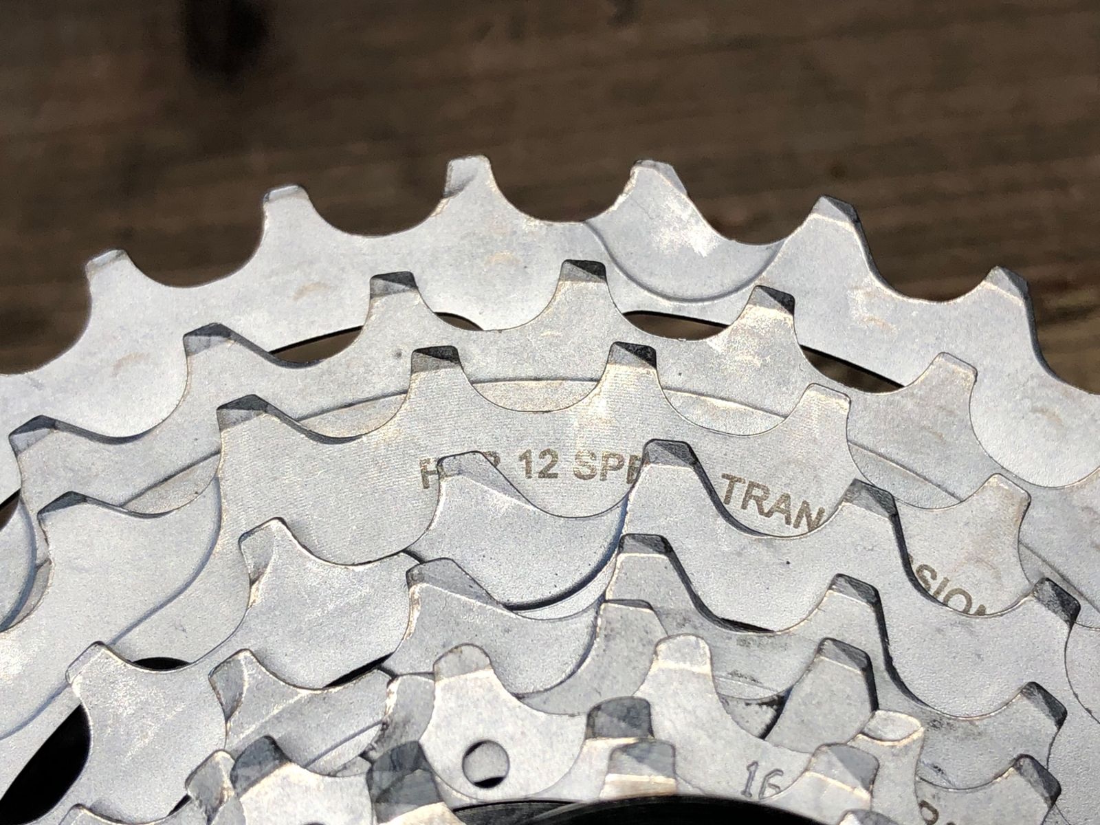 JA947 カンパニョーロ CAMPAGNOLO コーラス CHORUS CS20-CH1212 
