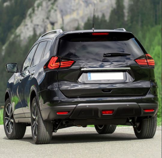 エクストレイル X-TRAIL T32 LEDテールランプ左右セット 2014～2019年式対応 ブラック レッド