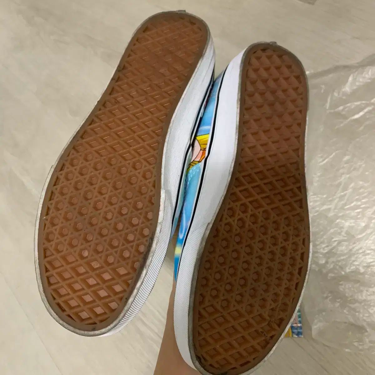 VANS(バンズ) セーラームーン オーセンティック スニーカーズ