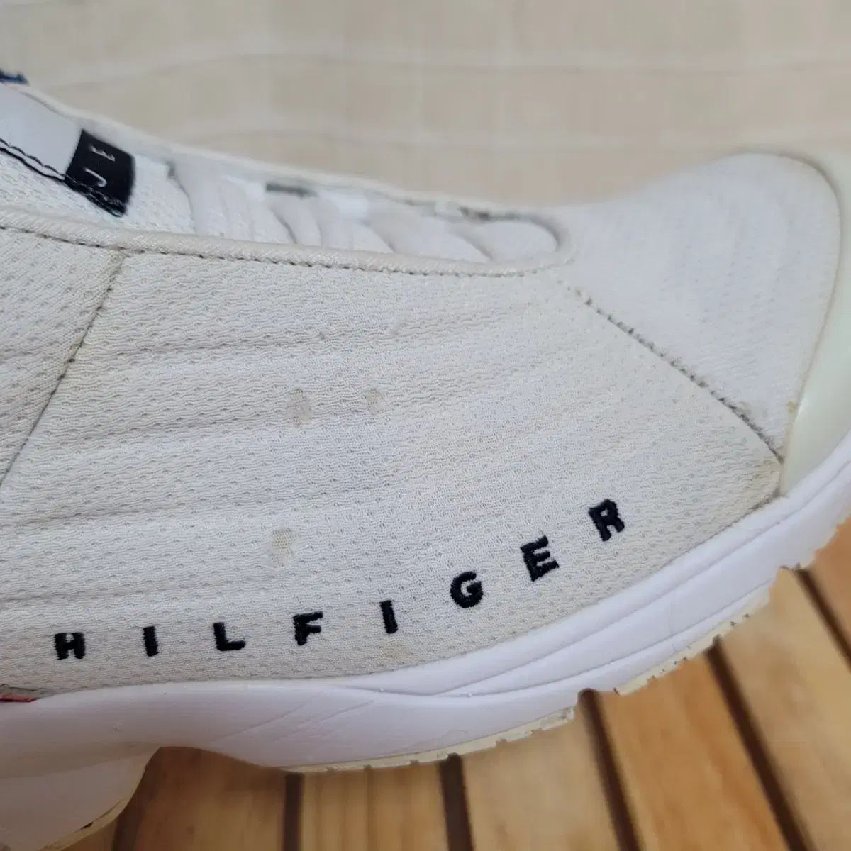 28.5cm　NIKE　AIR JORDAN 6 RETRO　エアジョーダン Tommy Hilfiger (トミーヒルフィガー) スニーカー 260