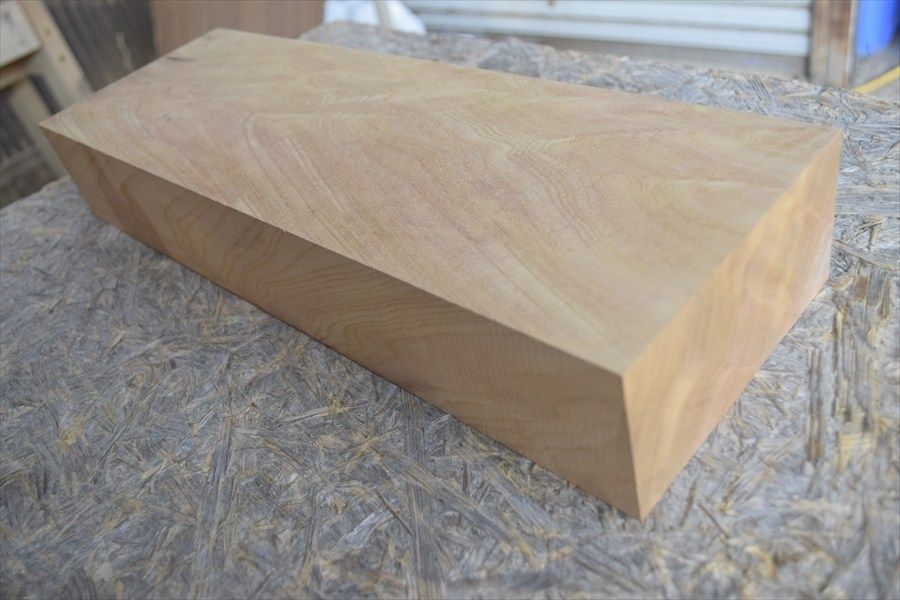 アウトレット ケヤキ(欅)の一枚板 長さ約41cm 幅約13.4cm 厚さ約6.7cm