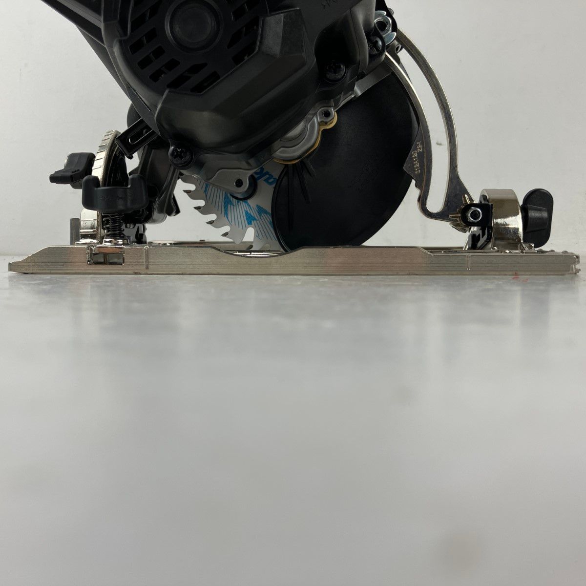 ЗЗMAKITA マキタ