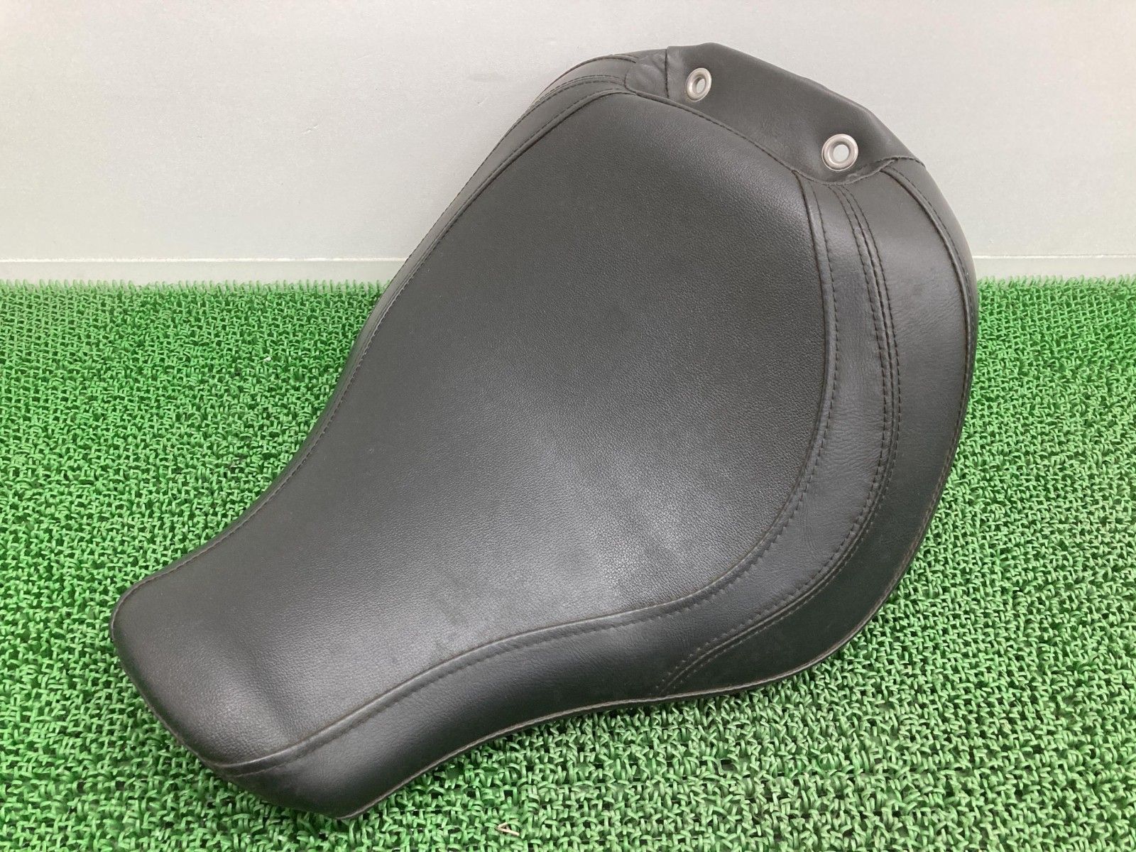 FLFBS フロントシート 52000333 ハーレー 純正 バイク 部品 ソフテイル