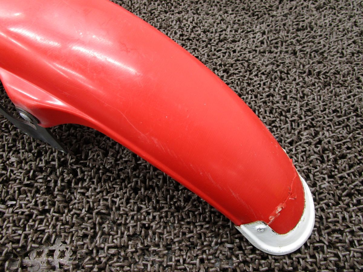 XE75 フロントフェンダー