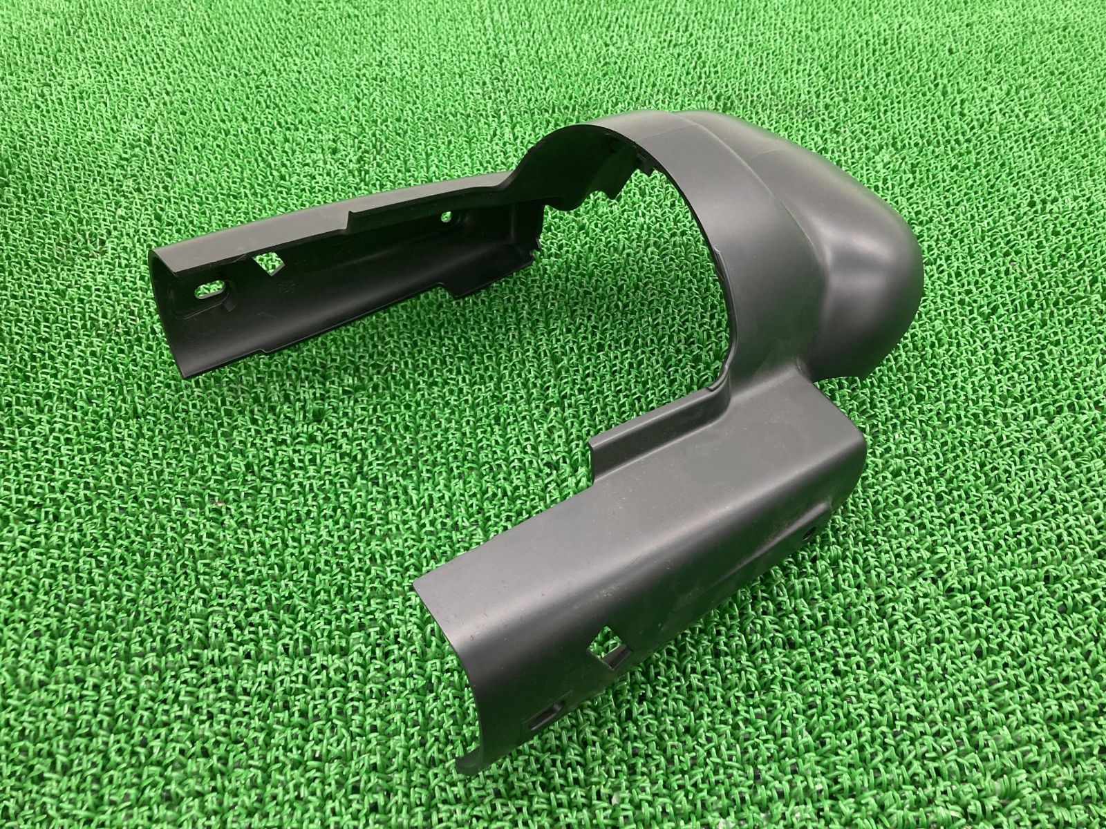 FLTRXS1690 メーターカバー 70900398/70900413 ハーレー 純正 中古 70900398 70900413 ロードグライドスペシャル 割れ欠け無し 中古 新幹線 長靴 18センチ 中古 傷汚れあり