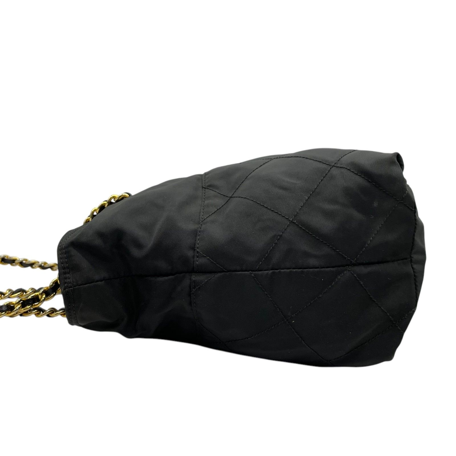 PRADA プラダ チェーン ショルダーバッグ カメラバッグ 黒色 三角プレート PRADA プラダ チェーン ショルダーバッグ カメラバッグ 黒色