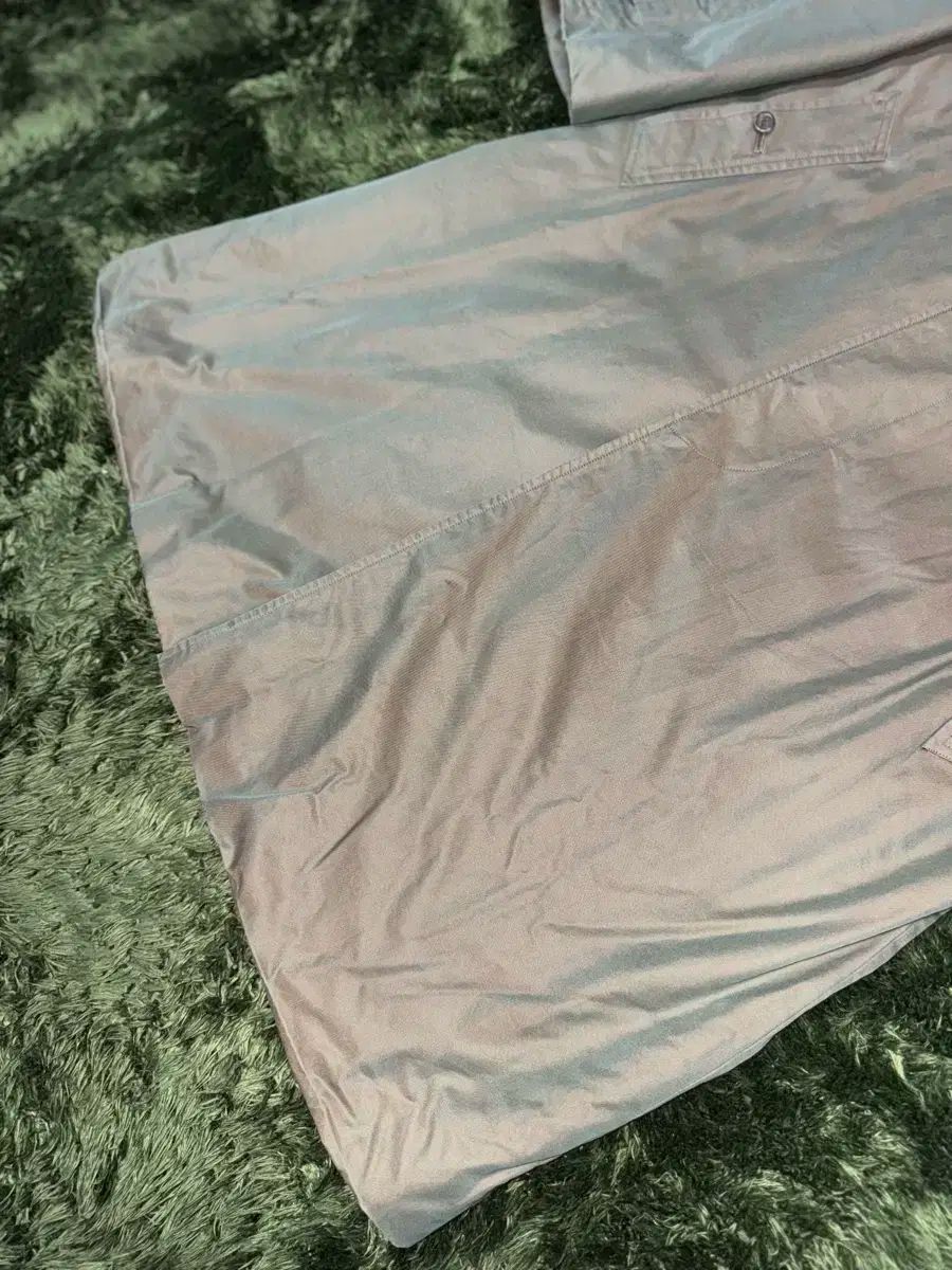 セージ カーキ