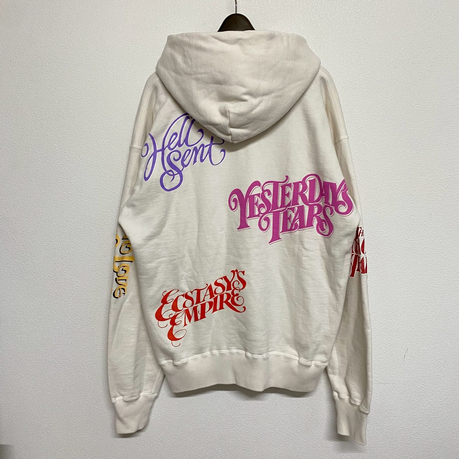 EMOTIONALLY UNAVAILABLE エモーショナリー アンアベイラブル 白 ホワイト パーカー フーディー 長袖 トップス XLサイズ