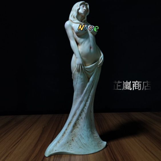 西洋彫り 女神