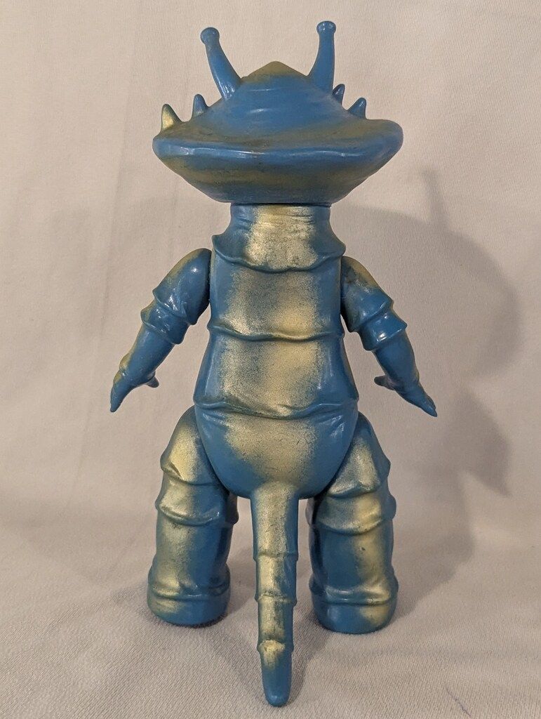 バンダイ 復刻限定!ウルトラ怪獣 ブルマァク カネゴン - メルカリ