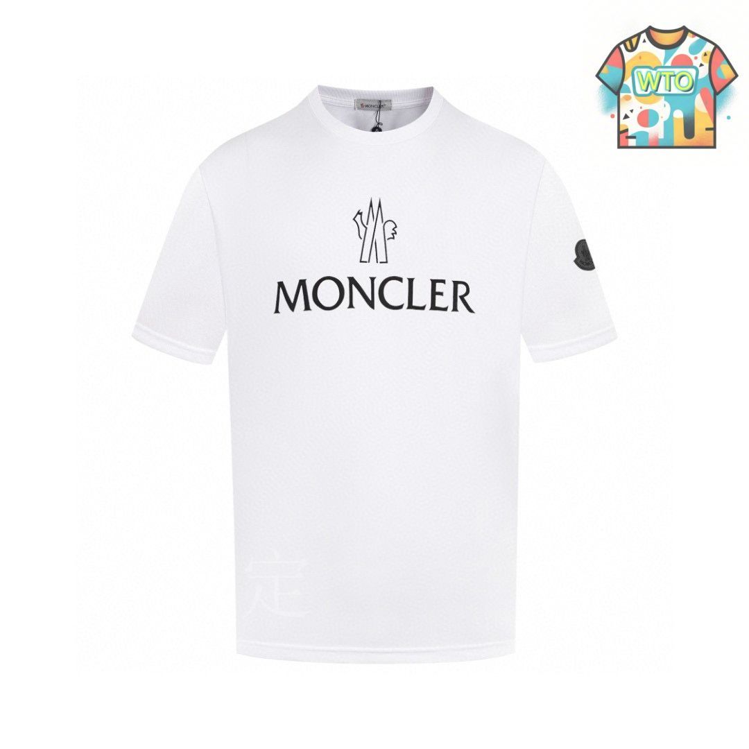 極美品　MONCLER ペイント　デカロゴ　レディース　TシャツM 4S358 極美品モンクレールペイントデカロゴレディースTシャツM 4S358