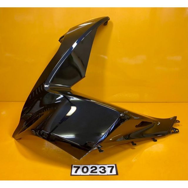 70237 HONDA ホンダ PCX 125 150 JF 56 KF 18 フロントカバー カウル 左 黒 64502 K 35 V 001
