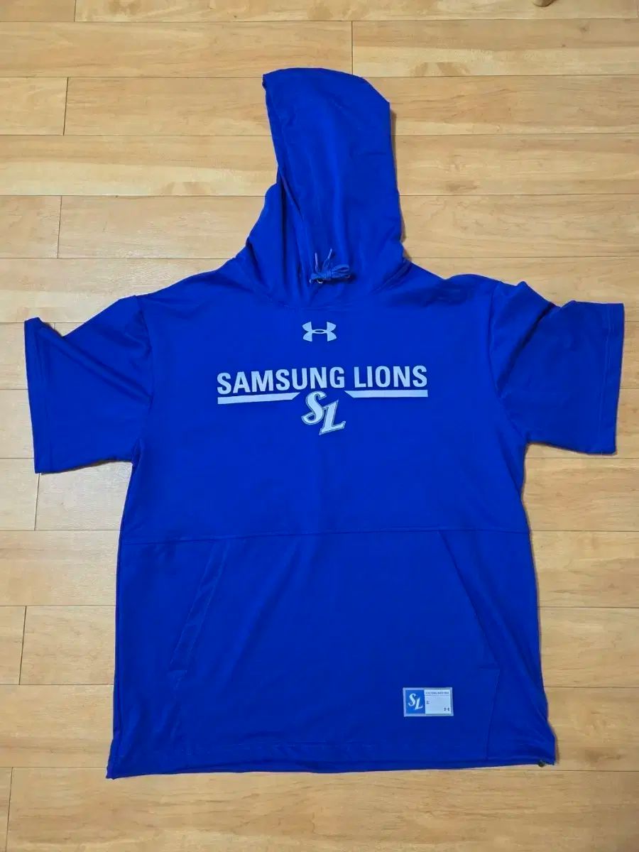 サムスン ライオンズ 支給品 UNDER ARMOUR アンダーアーマー パーカーショートスリーブ 100 サイズ