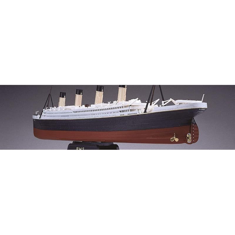 アメリカレベル 1/570 RMS タイタニック 客船 00445 プラモデル