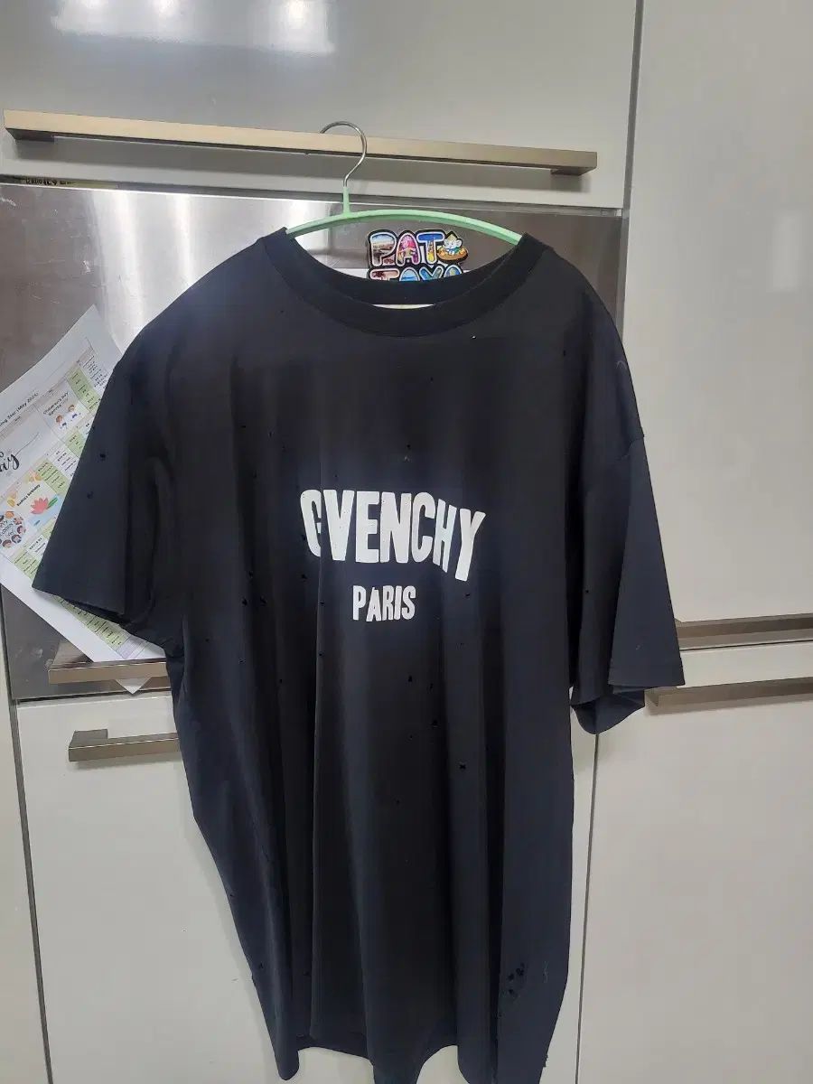 s Givenchy(ジバンシィ) オーバーサイズ ヴィンテージ ロゴ Tシャツ 