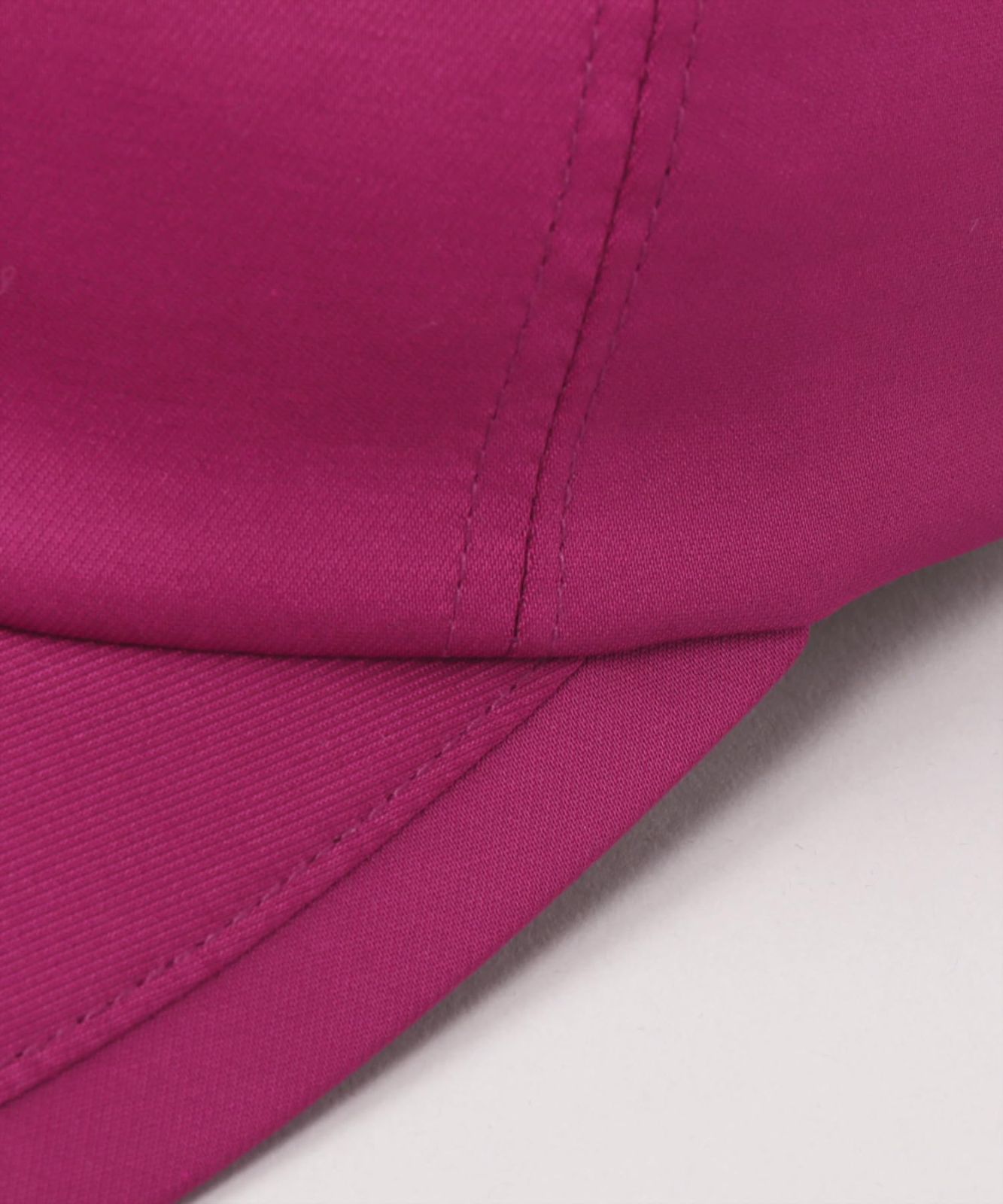 ベースボールキャップ