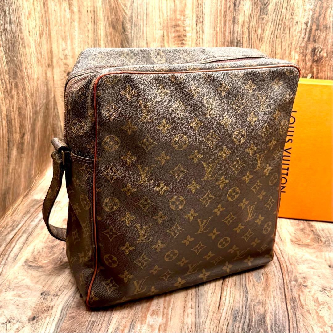 LOUIS VUITTON モノグラム マルソー ショルダーバッグ A4収納可能 LOUIS VUITTON - ルイヴィトン ショルダーバッグ マルソー