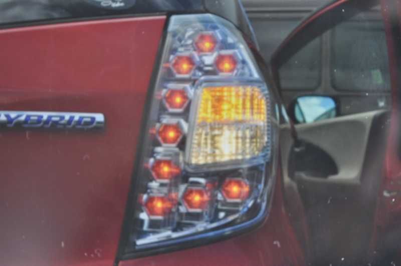 右 テールライト テールランプ スタンレー (GP2) フィット シャトル