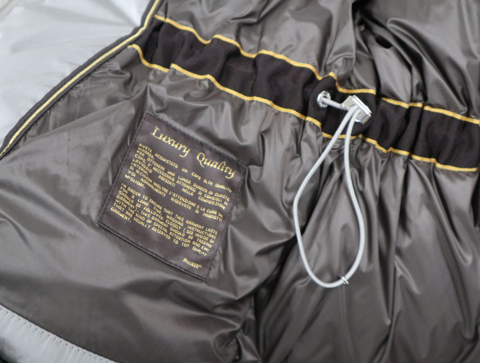 ダウンベスト リアルファー