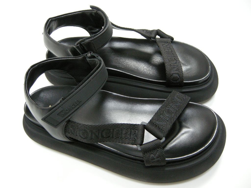 サイズ40■新品■モンクレール CATURA スポーツサンダル 黒 レディース サイズ40□新品□モンクレール CATURA スポーツサンダル 黒