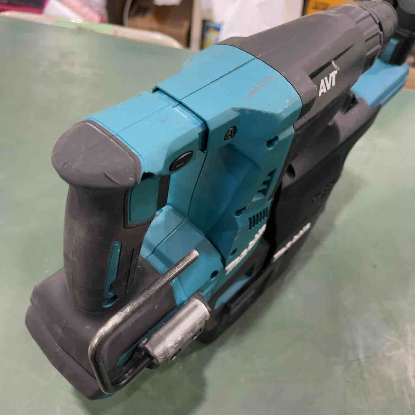 makita コードレスハンマドリル