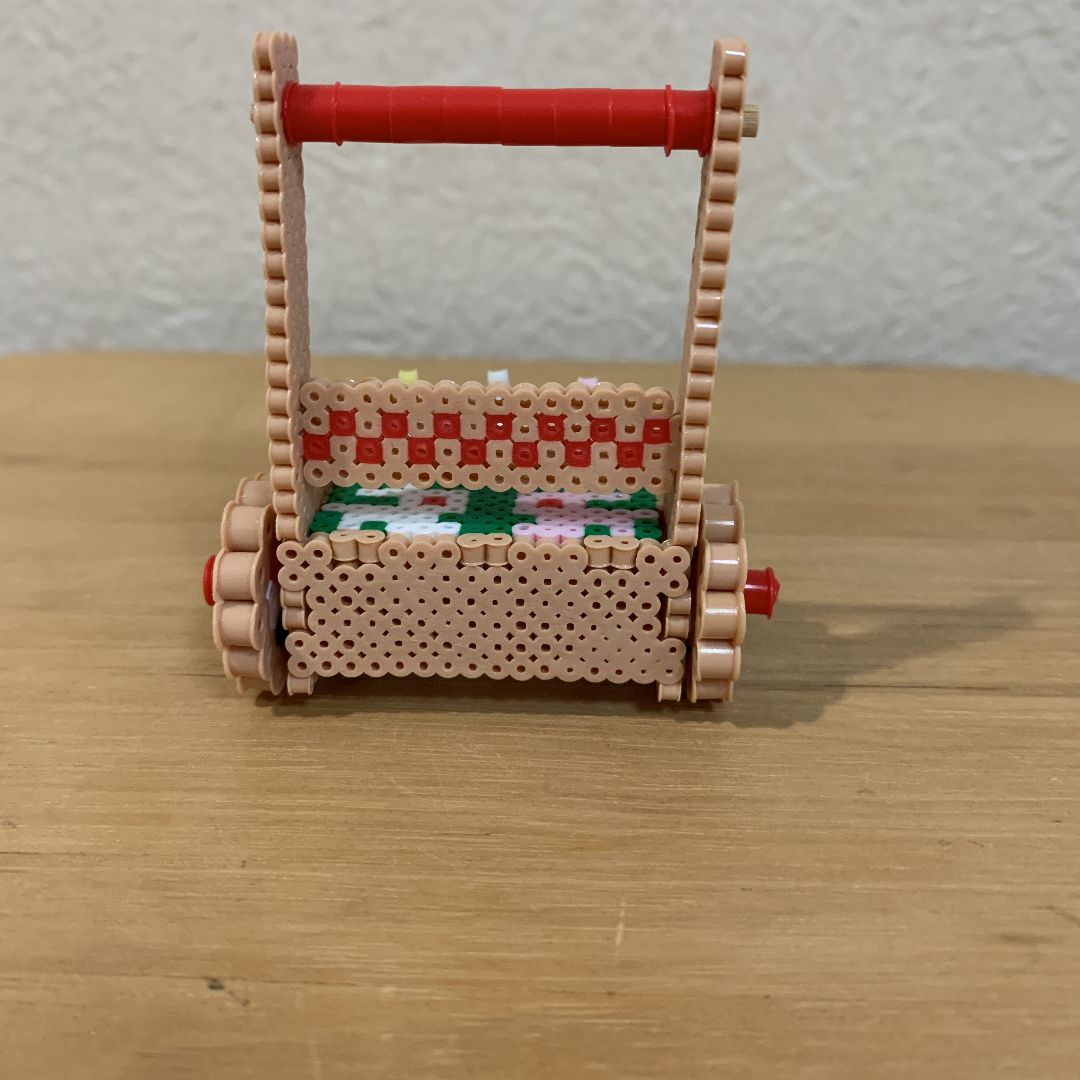 アイロンビーズ ミニチュア 手押し車 カタカタ ウサギ レトロ - メルカリ