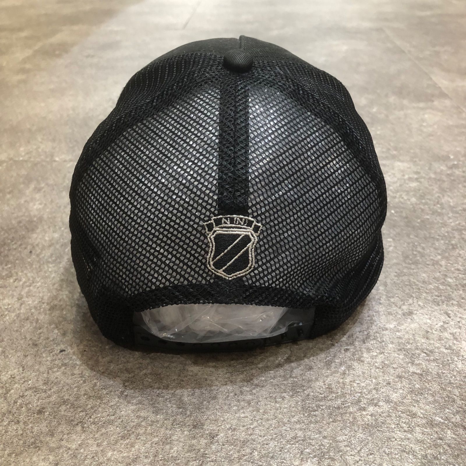 NUMBER (N)INE NEW ERA 刺繡 メッシュキャップ 帽子 NUMBER (N)INE NEW ERA 刺繡 メッシュキャップ 帽子