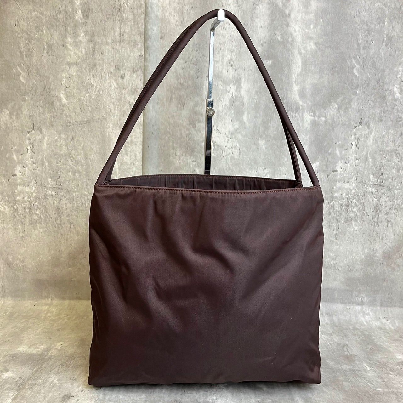 良品！✨】プラダ PRADA ハンドバッグ ビジネスバッグ 三角ロゴ