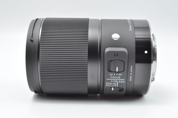 シグマ(Sigma) SIGMA シグマ Sony E マウント レンズ 70mm F2.8 DG MACRO 単焦点 望遠 フルサイズ Artミラーレス専用【192】