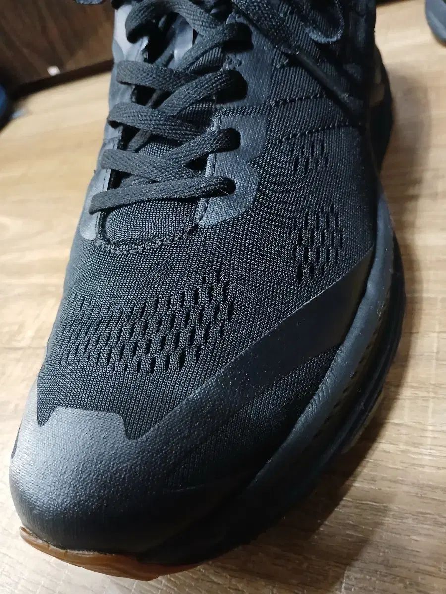 ザノースフェイス 軽量ハイキングブーツ