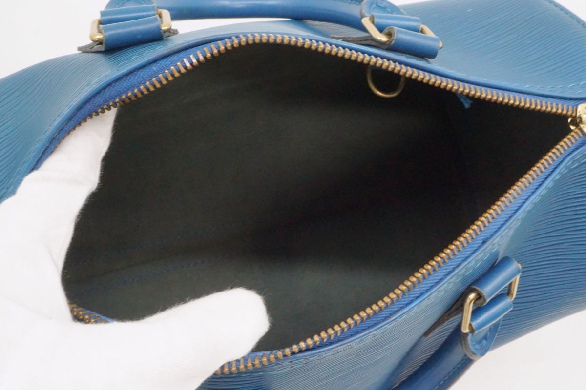 トレドブルー Louis