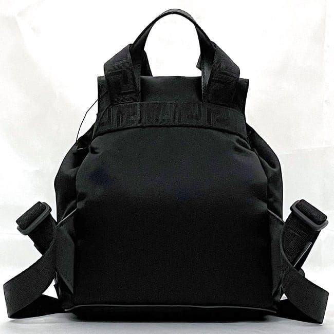 ヴェルサーチ　リュック ヴェルサーチ ミニリュック ec-22923 ブラック メデューサ - メルカリ