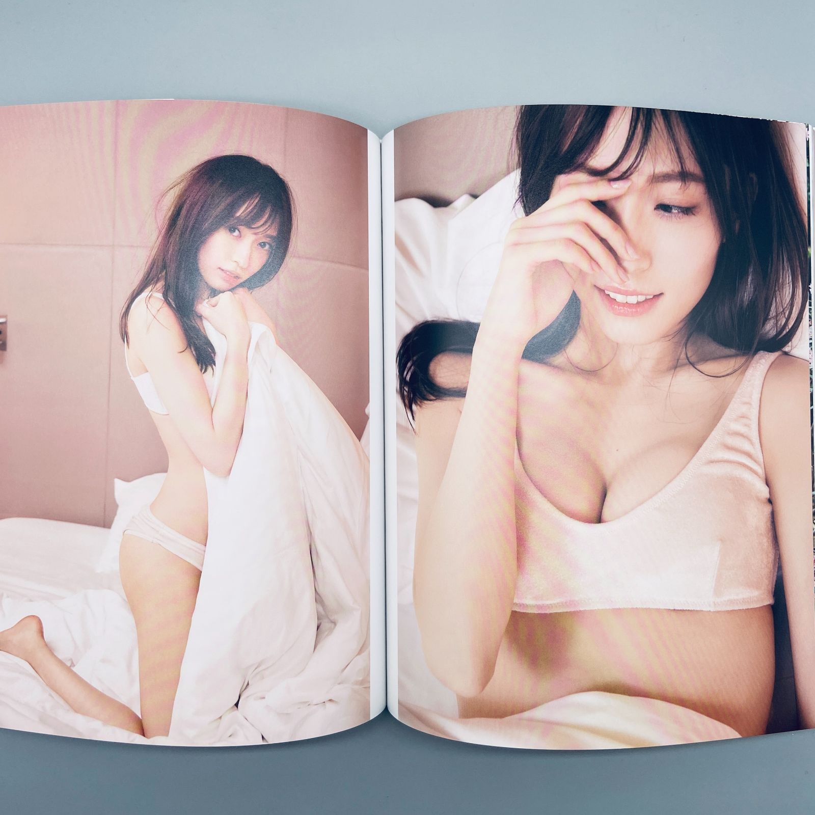 山口真帆　下着 present 山口真帆1st写真集 - メルカリ