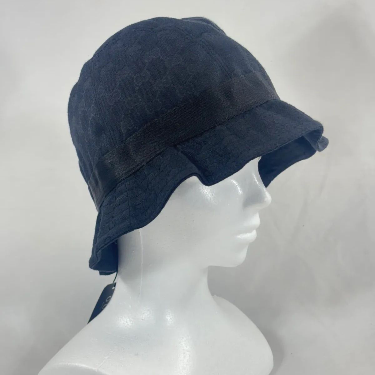 【美品】GUCCI グッチ バケットハット GG柄 キャンバス ブラック L グッチ 小物ダブルG付き GGキャンバス バケットハット | GUCCI® JP