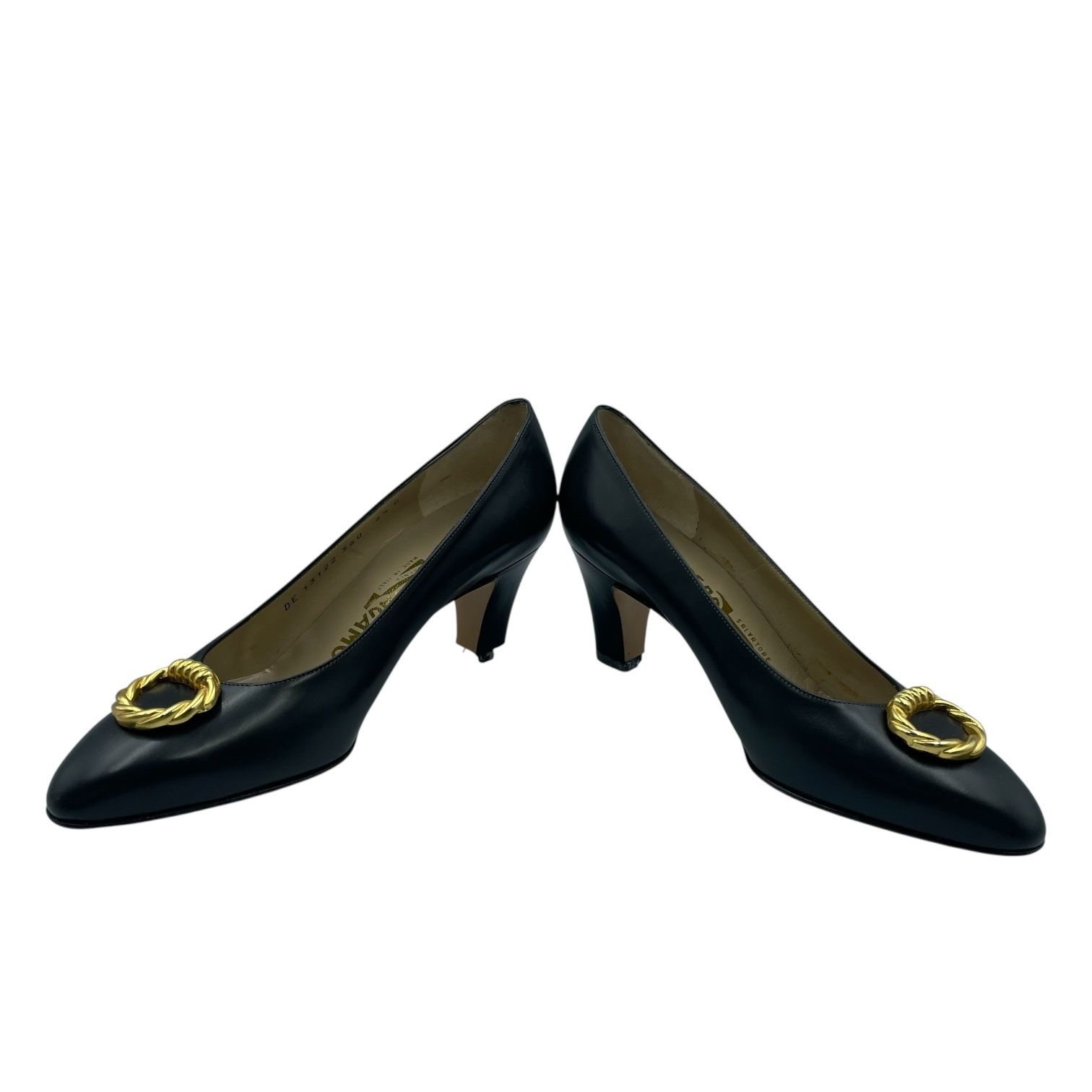 未使用フェラガモ レザー パンプス 未使用】フェラガモ レザー