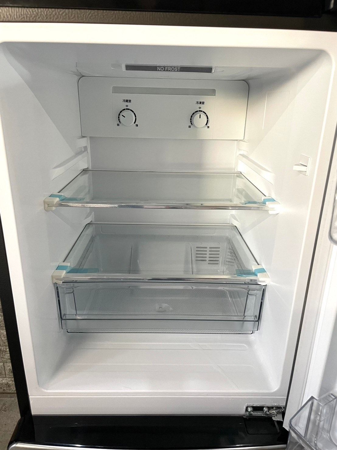 大阪送料無料★3か月保障付き★2022年★JR-XP2NF148F★SR-269 大阪送料無料☆3か月保障付き☆冷蔵庫☆ハイアール☆2ドア☆2022年☆JR