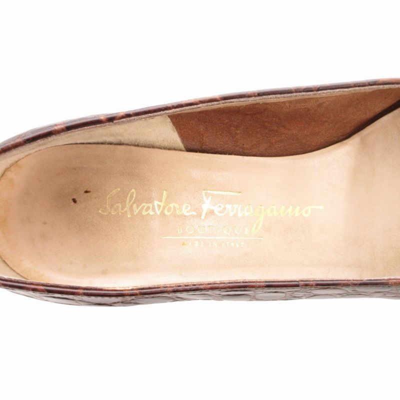 サルヴァトーレフェラガモ Salvatore Ferragamo ヴァラリボン