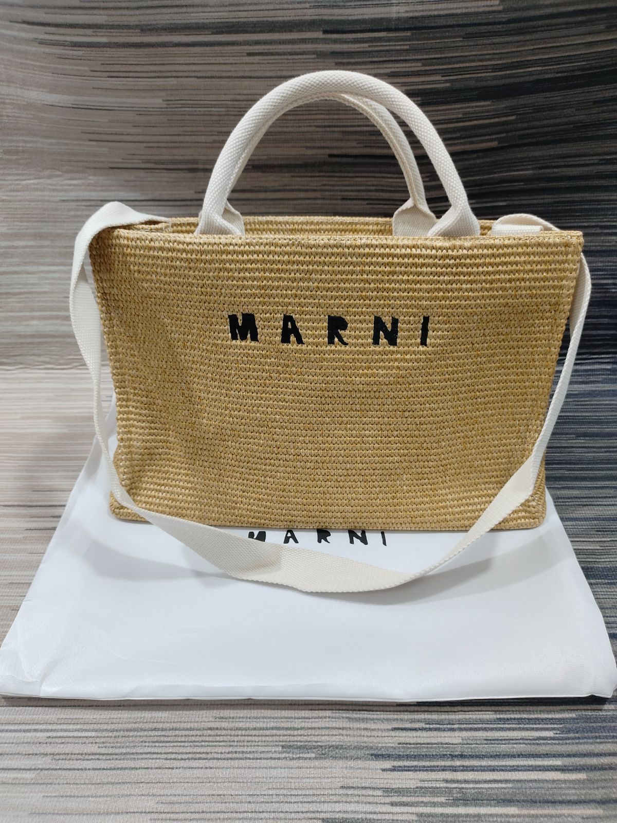 marniマルニバッグ/ハンドバッグショルダーバッグ♥♥新品/未使用