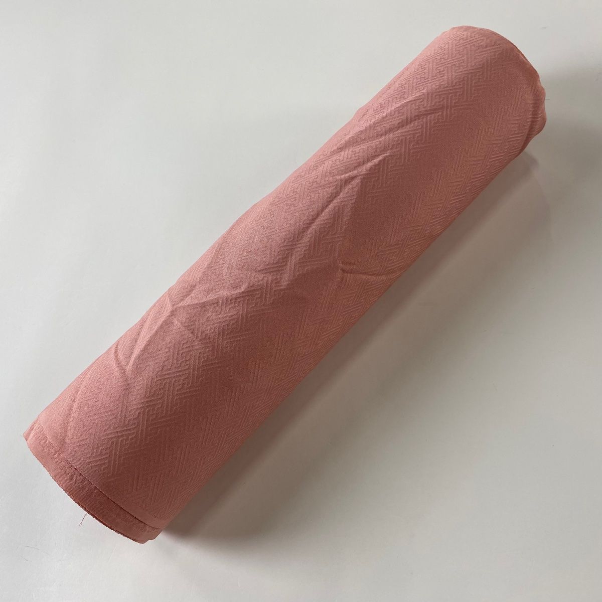 反物 秀品 色無地 堅牢染 地紋 ピンク 正絹 【中古】 - メルカリ